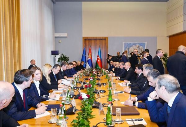 President Ilham Aliyev, Serbian President Aleksandar Vucic hold expanded meeting (PHOTO/VIDEO)