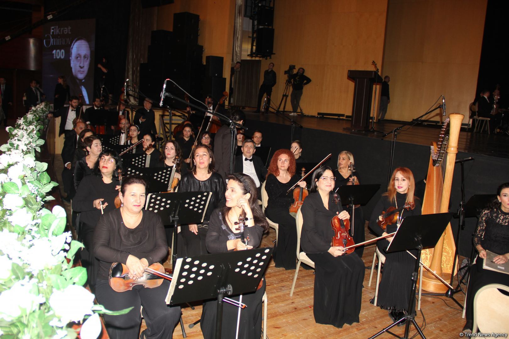 Во Дворце Гейдара Алиева прошел торжественный концерт, посвященный 100-летию Фикрета Амирова  (ФОТО/ВИДЕО)
