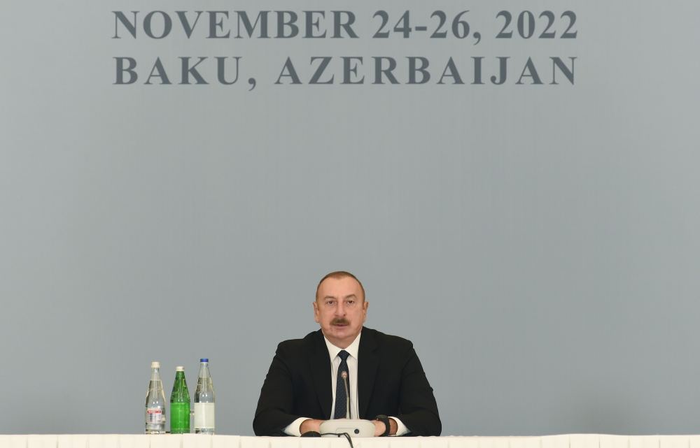 Президент Ильхам Алиев принял участие в международной конференции в Баку на тему «Вдоль Среднего коридора: геополитика, безопасность и экономика» (ФОТО/ВИДЕО)