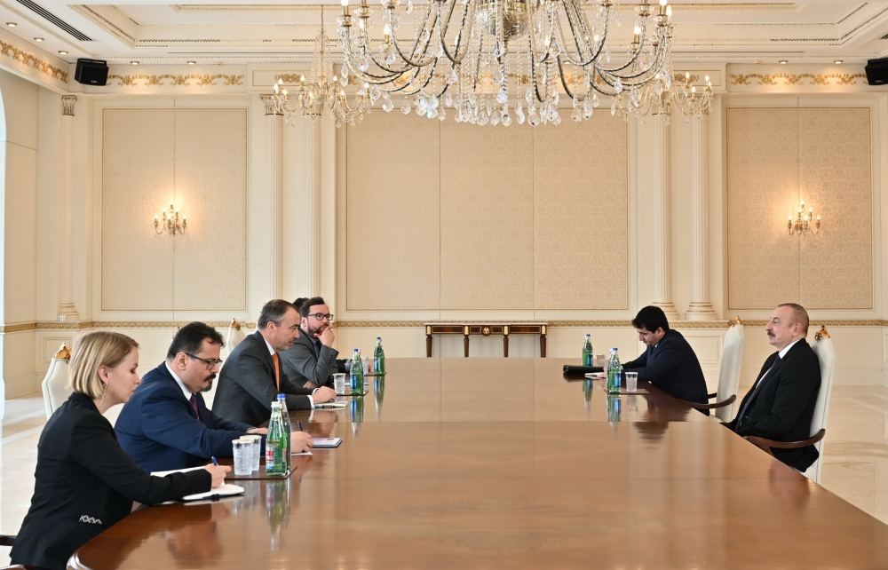 Президент Азербайджана Ильхам Алиев принял специального представителя Европейского Союза по Южному Кавказу (ВИДЕО)