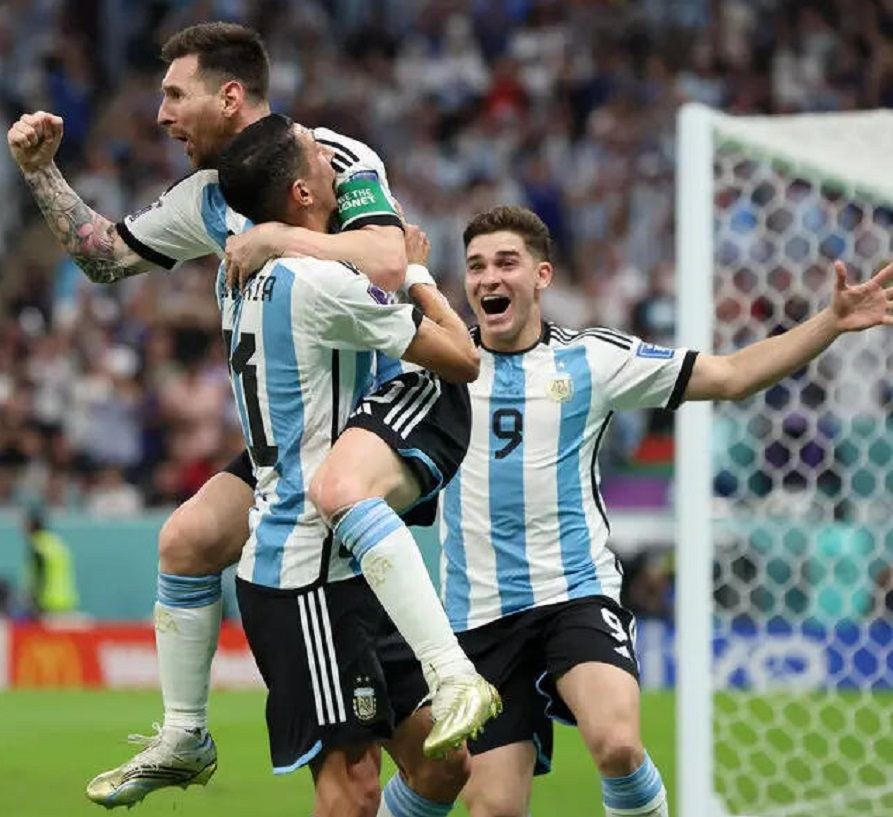 DÇ-2022: Argentina millisi Meksikanı məğlub edib (VİDEO)