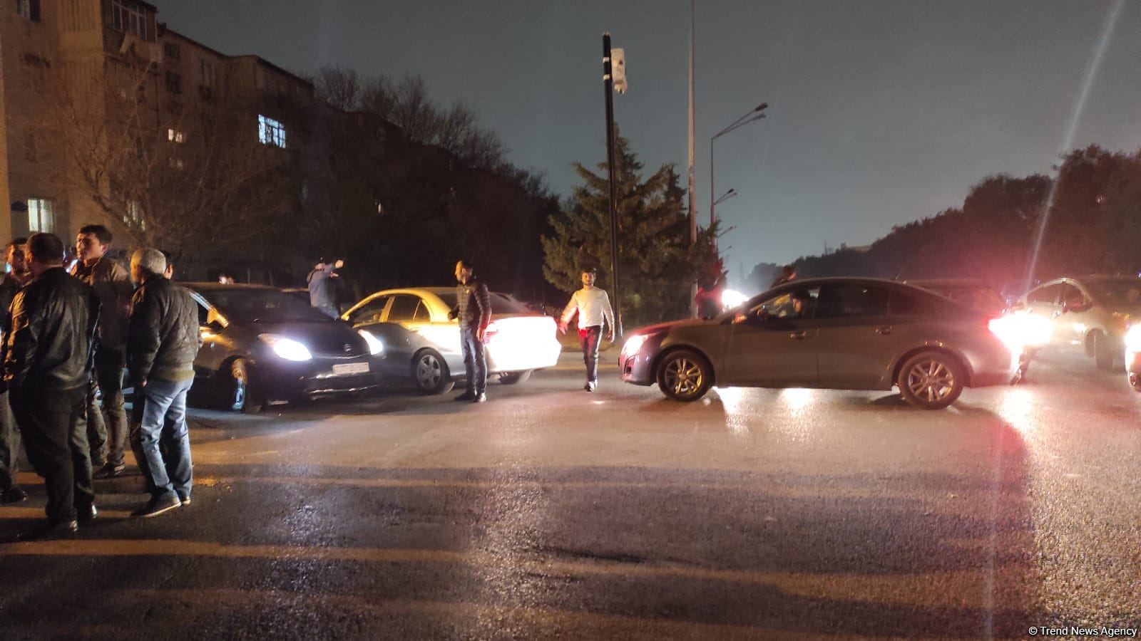 Bakıda 4 avtomobilin iştirakı yol qəzası olub (FOTO)
