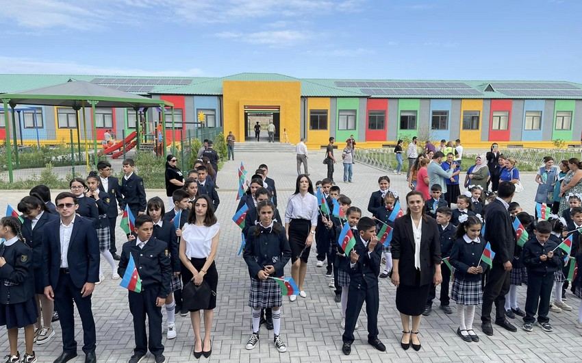 В миннауки и образования Азербайджана рассказали о строительстве школ в Карабахе (Эксклюзив)