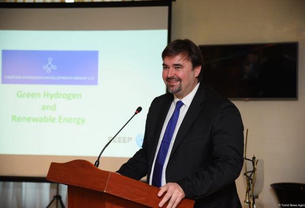 Azerbaijan talks planned production capacity of energy project in Garadagh