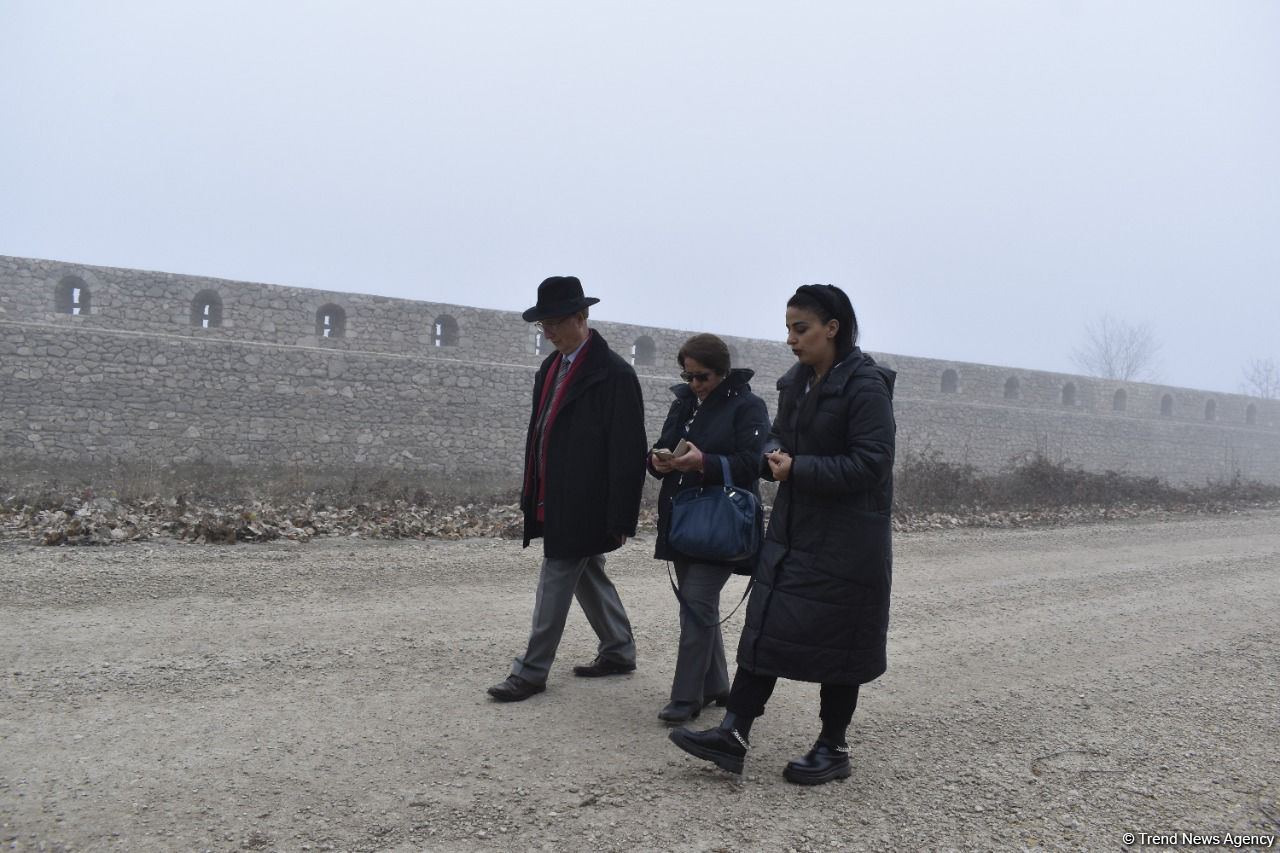 Azerbaijani researchers from Iran visit Shusha (PHOTO)