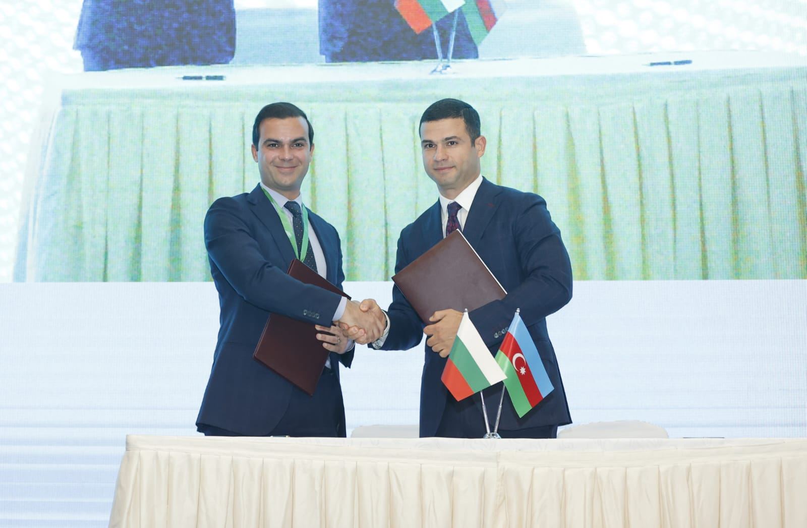 В Баку состоялось международное мероприятие на тему расширения возможностей МСП (ФОТО)