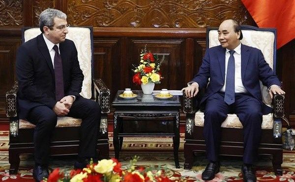Vietnam interested in oil supplies from Azerbaijan - President Phúc