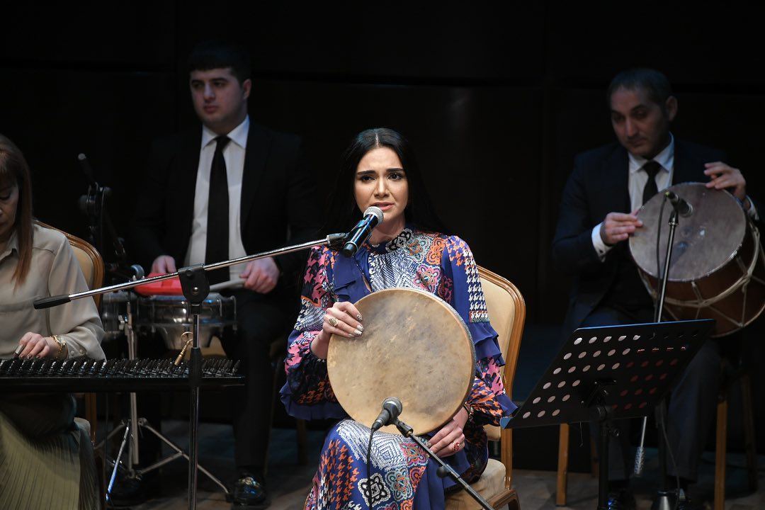 В Баку звучит самый мелодичный инструмент, веками очаровывающий людей (ФОТО)