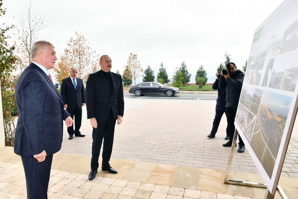 Prezident İlham Əliyev “Şəki-Oğuz” Aqroparkında yaradılan şəraitlə tanış olub (FOTO/VİDEO) (YENİLƏNİB)