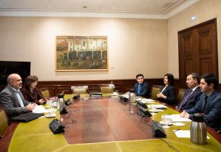 Азербайджанские депутаты провели встречи в Испании (ФОТО)