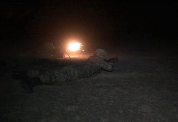 Azerbaijani, Turkish soldiers fulfill nighttime tasks at Fraternal Fist exercises (VIDEO)