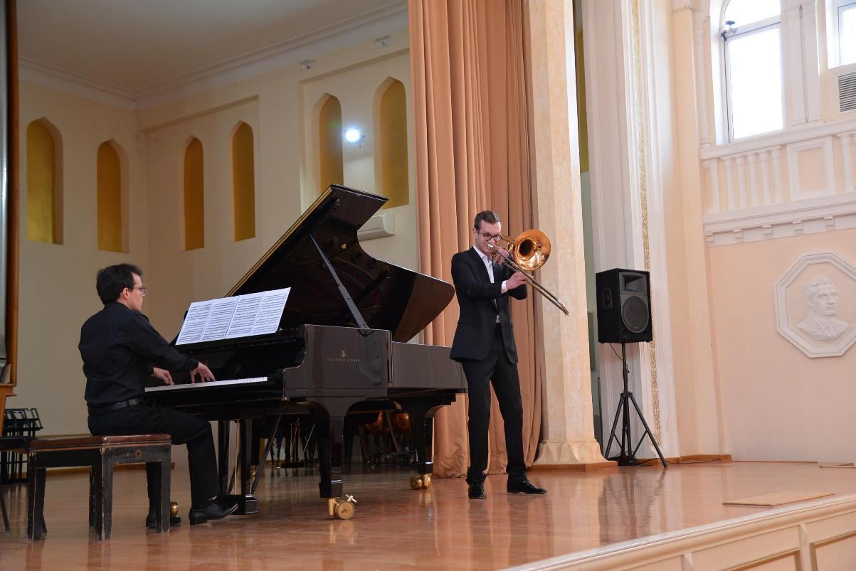В Баку прошел концерт российских музыкантов "Посольство мастерства" (ФОТО)