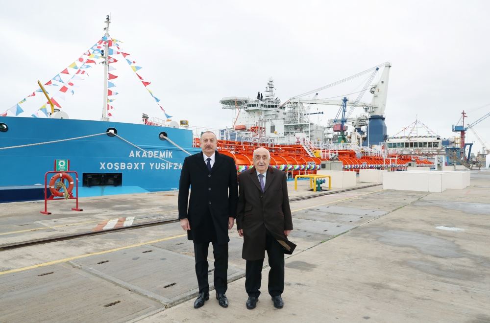 President Ilham Aliyev attends commissioning ceremony of “Academician Khoshbakht Yusifzade” tanker (PHOTO)