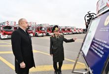 President Ilham Aliyev views newly purchased special purpose equipment and ambulances
(PHOTO)