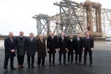 President Ilham Aliyev attends Azeri Central East jacket sail-away ceremony (PHOTO/VIDEO)