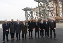 President Ilham Aliyev attends Azeri Central East jacket sail-away ceremony (PHOTO/VIDEO)