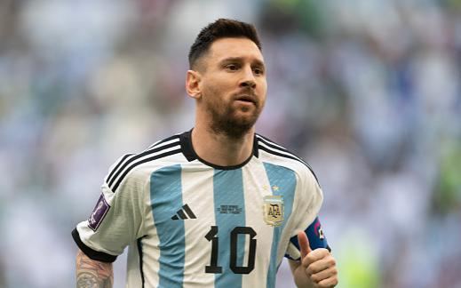 Messi "Qızıl top" uğrunda reytinqdə liderlik edir