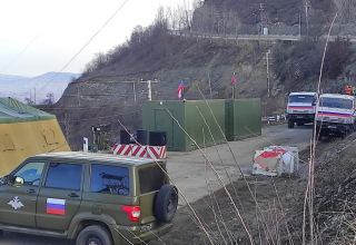 Российские миротворцы принесли колонки на место проведения мирной акции в Карабахе (ФОТО)