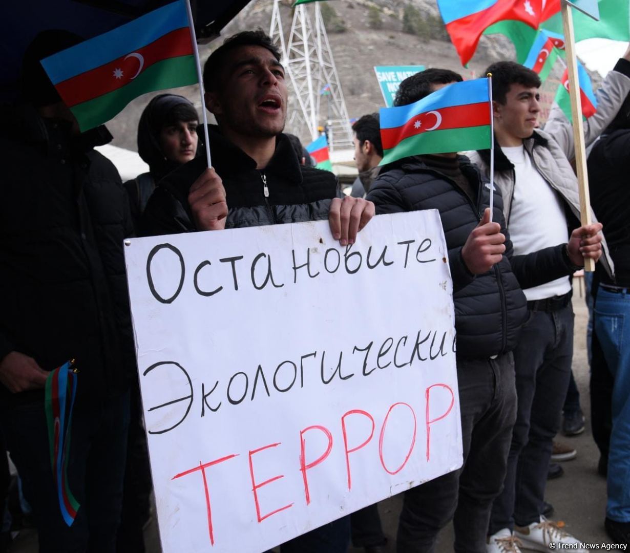 Peaceful rally of Azerbaijanis in zone of temporary responsibility of peacekeepers (PHOTO)