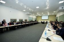 Azerbaijan holds public discussions on customs reforms (PHOTO)
