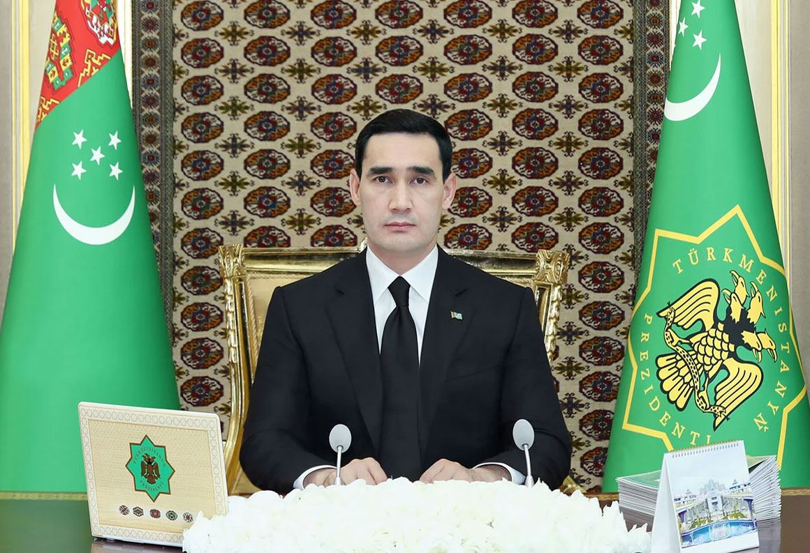 Президент Туркменистана сменил пресс-секретаря