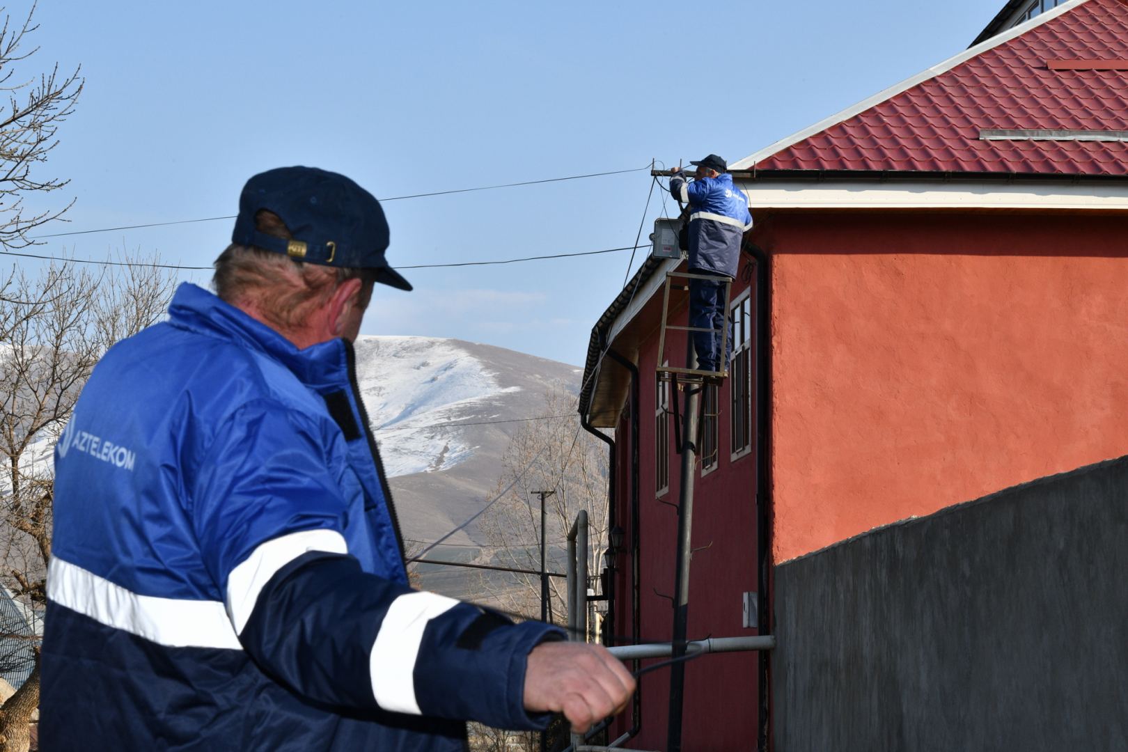 “Aztelekom” Slavyanka kəndini GPON texnologiyası ilə yüksəksürətli internetlə təmin etməyə başlayıb (FOTO)