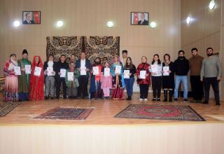 Gənc Tamaşaçılar Teatrının yaradıcı heyəti hərbi hissədə (FOTO)