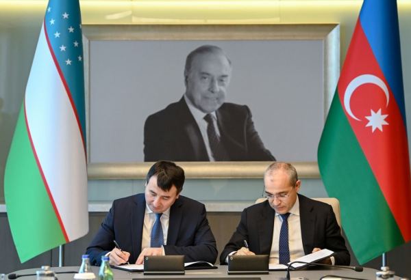 Azərbaycan-Özbəkistan İnvestisiya Fondunun yaradılması haqqında Anlaşma Memorandumu imzalanıb (FOTO)