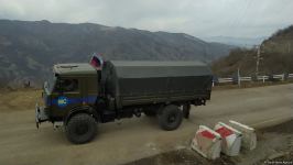 Sülhməramlılara aid təminat avtomobilləri növbəti dəfə Laçın yolundan keçib (FOTO/VİDEO)