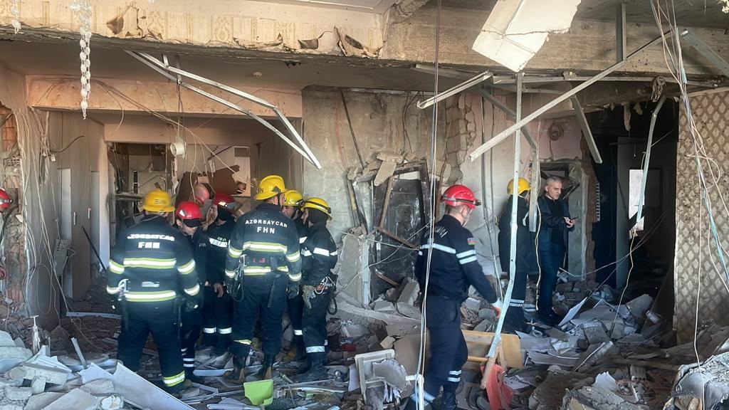 Стали известны причины взрыва в жилом доме в Баку (ФОТО/ВИДЕО)