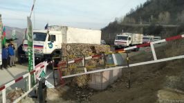 По Лачинской дороге проехали еще восемь автомобилей снабжения РМК (ФОТО)