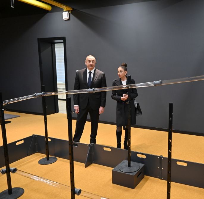 Президент Ильхам Алиев и Первая леди Мехрибан Алиева приняли участие в открытии Инновационного центра STEAM в Баку (ФОТО/ВИДЕО)