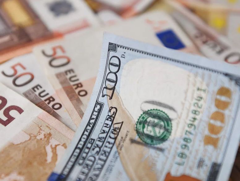 Weekly review of Azerbaijan’s foreign exchange market