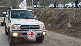 Vehicles of International Committee of Red Cross pass freely along Azerbaijan's Lachin road (PHOTO)