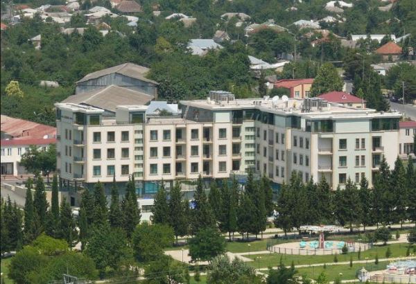 Azərbaycanda 9 milyon manata hotel satılır (FOTO)