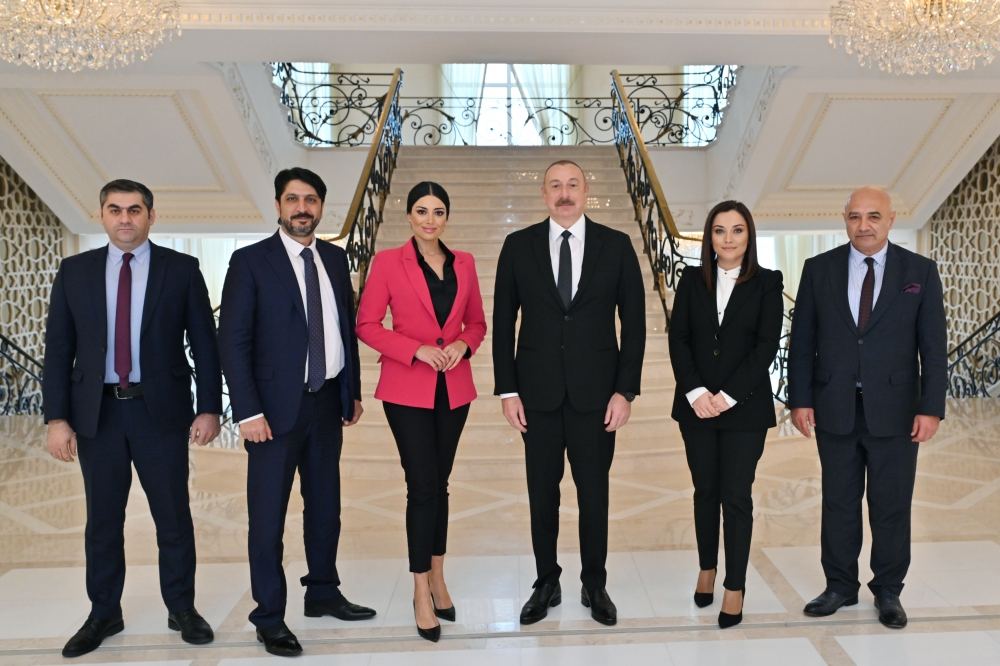 President Ilham Aliyev interviewed by local TV channels (PHOTO/VIDEO)