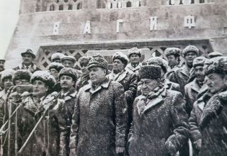Один день Гейдара Алиева: 14 января 1982 г. - Открытие мавзолея Вагифа в Шуше (ФОТО)