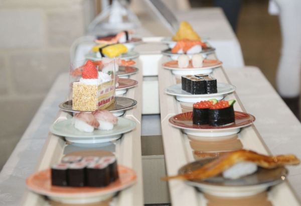 İ Love Sushi. В Баку представлена экспозиция из более 150 видов японских суши (ФОТО)
