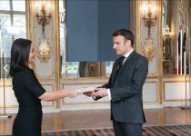 Посол Лейла Абдуллаева вручила верительные грамоты Президенту Франции (ФОТО/ВИДЕО)