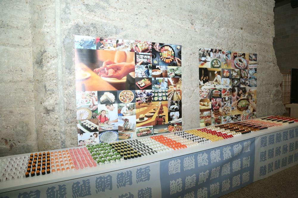 İ Love Sushi. В Баку представлена экспозиция из более 150 видов японских суши (ФОТО)