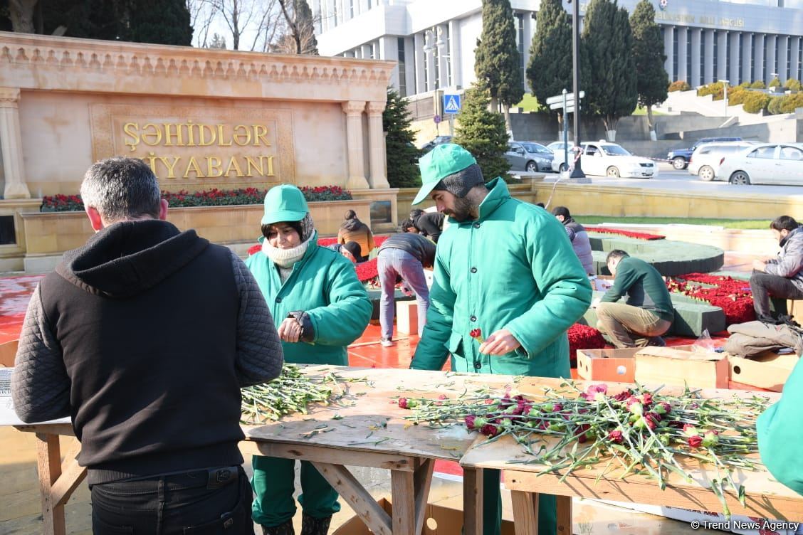 Bakıda 20 Yanvar faciəsinin ildönümü ilə bağlı hazırlıqlara başlanılıb (FOTO)