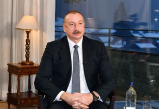 Attention of world elite locked on Azerbaijan, as Davos Forum continues