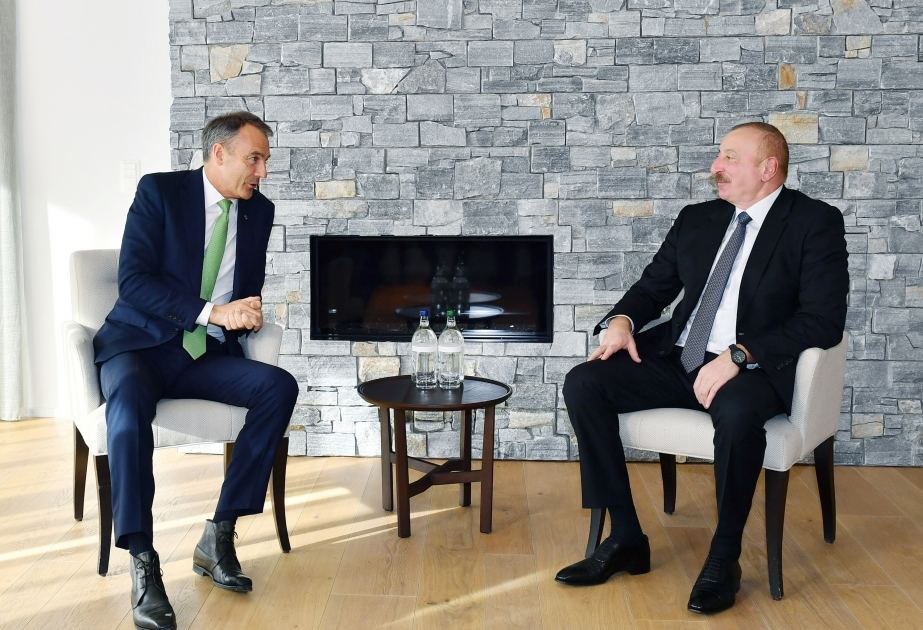 Генеральный исполнительный директор Группы BP поздравил Президента Ильхама Алиева с большими успехами страны