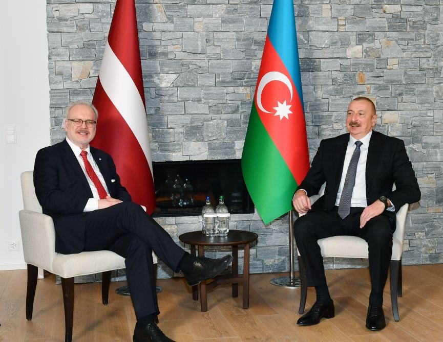 Азербайджан является очень важным партнером Латвии - Эгилс Левитс