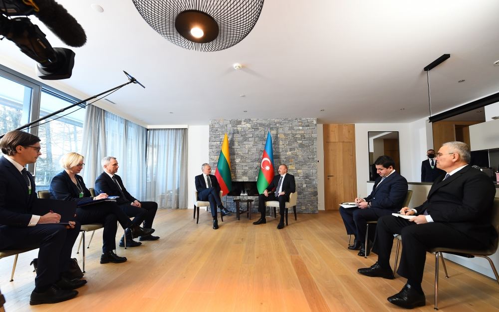 Президент Ильхам Алиев провел встречу с Президентом Литвы (ФОТО/ВИДЕО)
