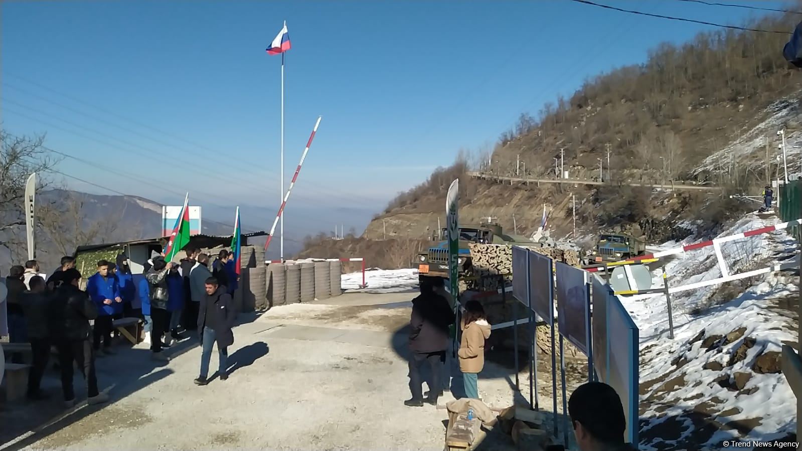 Канадский журналист и грузинский блогер находятся на месте акции азербайджанских экоактивистов на Лачинской дороге (ФОТО)
