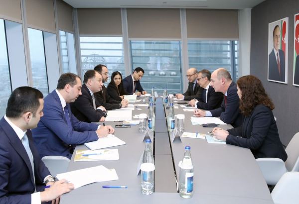 Обсуждено сотрудничество между Азербайджаном и ЕБРР