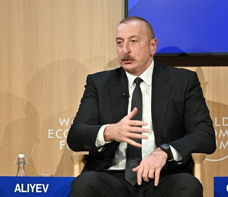 Президент Ильхам Алиев: Азербайджан поддерживает отличные отношения со своими соседями с запада, и с востока