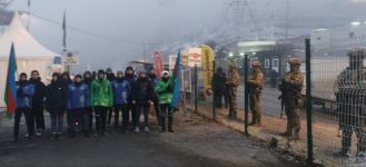 Мирная акция протеста на Лачинской дороге продолжается уже 41 день (ФОТО)