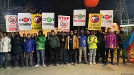 Мирная акция протеста на Лачинской дороге продолжается (ФОТО/ВИДЕО)